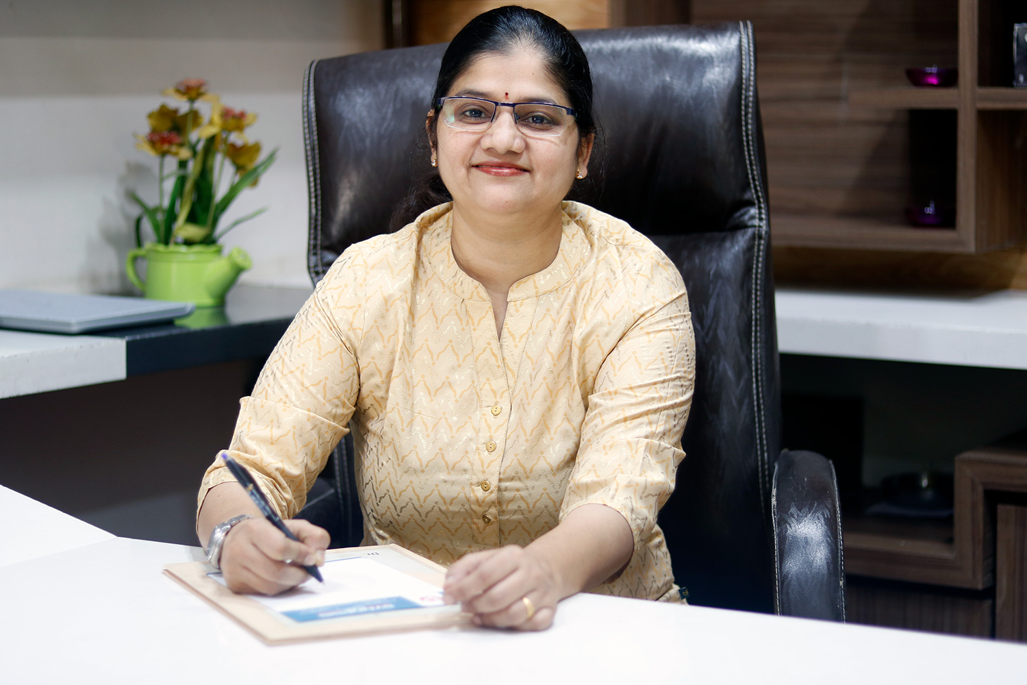 Dr-Trupti-Ratnakar-Homoeopath-Panvel.jpg