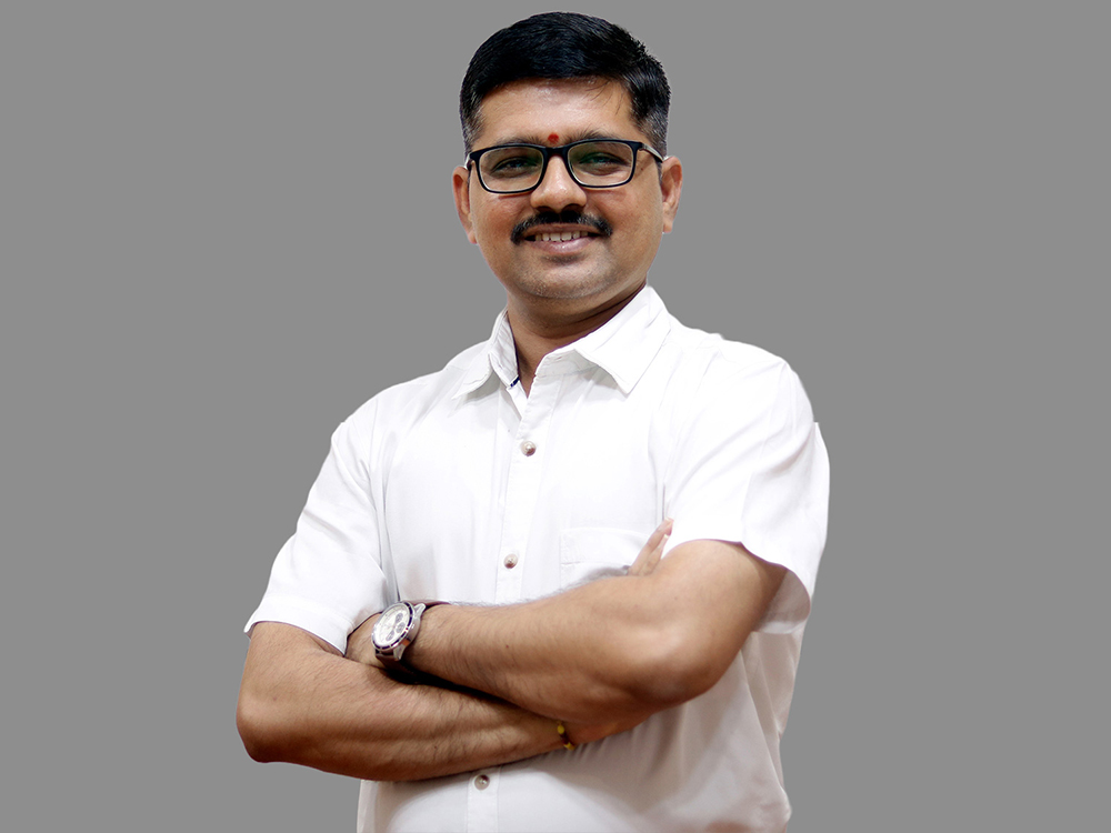  Dr-Tushar-Ratnakar-Homoeopath-Panvel-profile.jpg
